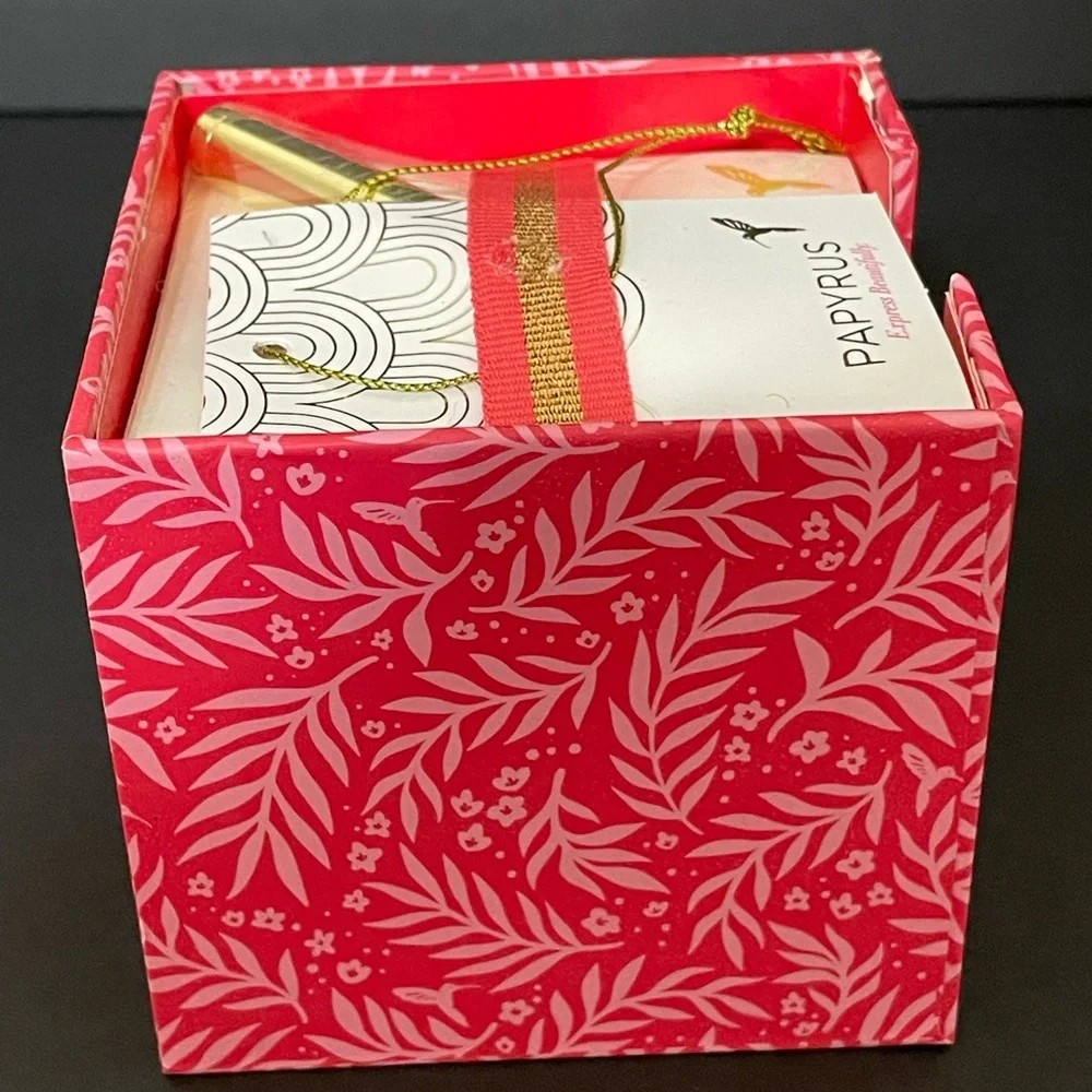PAPYRUS pink cube notepad stationery with gold pen